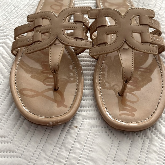 Sam Edelman Cara Nude Patent Leather Thong Sandals - Picture 3 of 3
